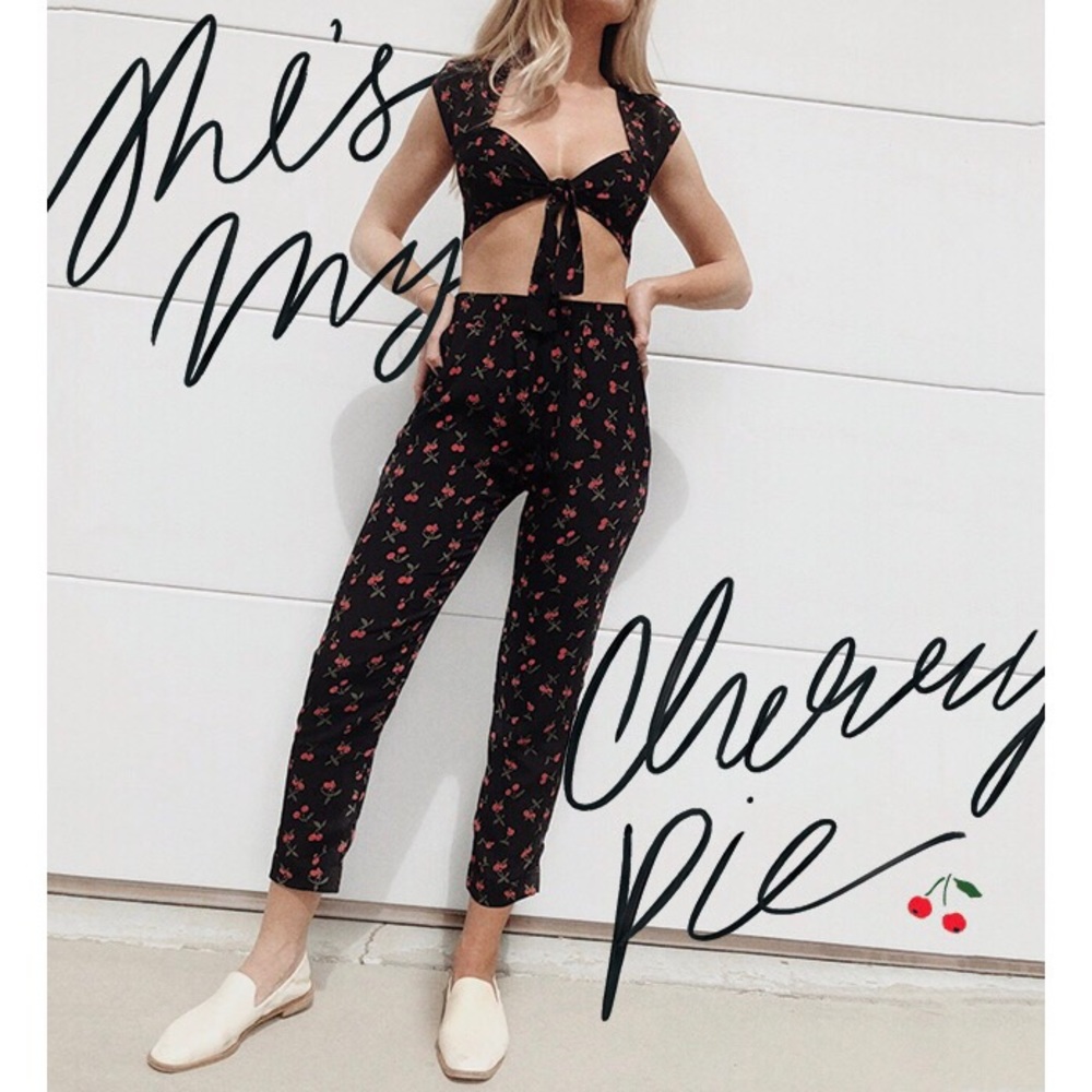 Beach Riot Cherry Set